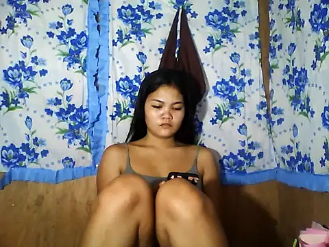 PinaySkinnyJust18 online show from 05-13-26, 10:06