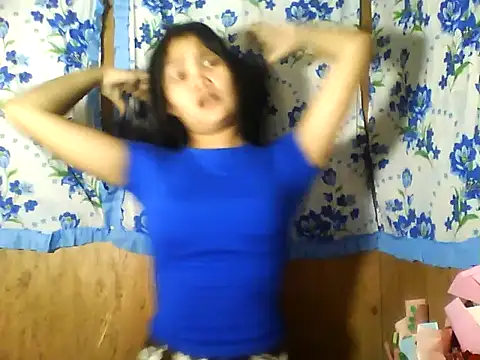 PinaySkinnyJust18 online show from 05-16-26, 11:14