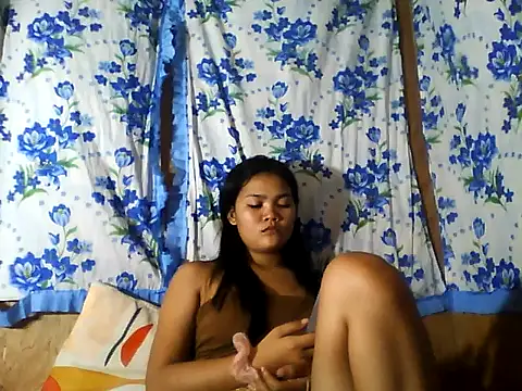 PinaySkinnyJust18 online show from 07-01-26, 10:42