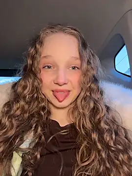 outside rosy online show from 03-06-26, 03:41