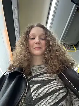 outside rosy online show from 04-03-26, 04:16