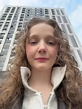 outside rosy online show from 04-12-26, 04:23