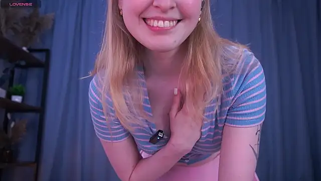 LanaRoxxy online show from 04-02-26, 12:36