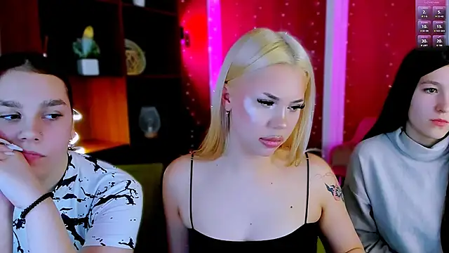 Snapshot of alexa_bonni chatting on 02-26-26, 06:45 alexa bonni online show from 02-26-26, 06:45