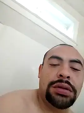 Snapshot of daringprince chatting on 02-12-26, 04:24 daringprince online show from 02-12-26, 04:24