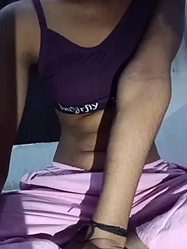 Snapshot of muskan-143 chatting on 02-23-26, 12:19 muskan-143 online show from 02-23-26, 12:19