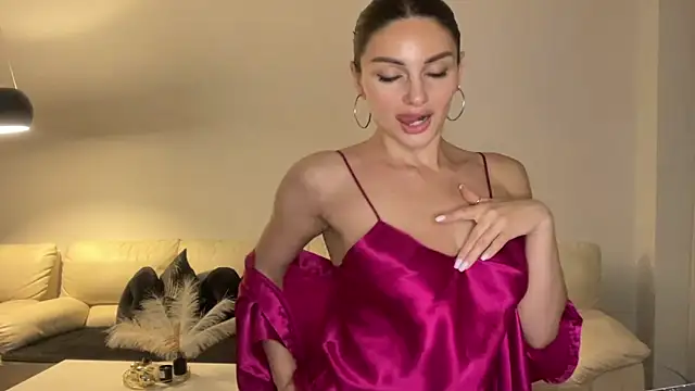 RoxelleSilvara69 online show from 06-09-26, 10:54