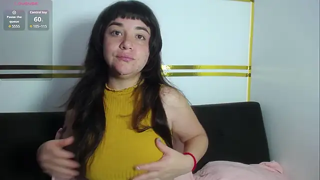 Snapshot of AlenaVolt_x chatting on 02-04-26, 06:19 AlenaVolt x online show from 02-04-26, 06:19