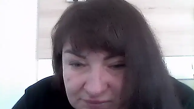 Snapshot of AllinaKis chatting on 02-01-26, 02:04 AllinaKis online show from 02-01-26, 02:04