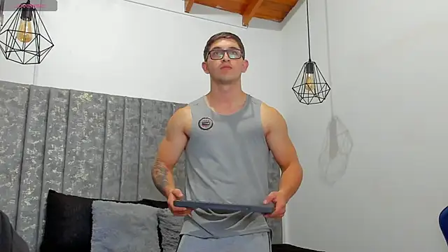 Calvin Hunter online show from 04-17-26, 04:04