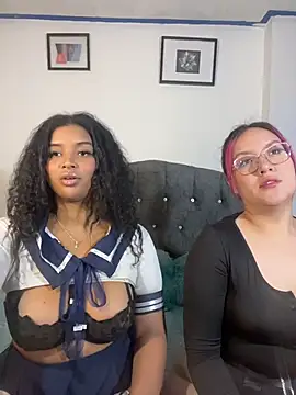 Snapshot of celine_sweet chatting on 02-27-26, 05:29 celine sweet online show from 02-27-26, 05:29