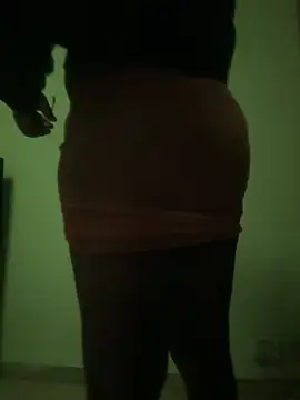 Snapshot of joy1334 chatting on 02-05-26, 03:16 joy1334 online show from 02-05-26, 03:16