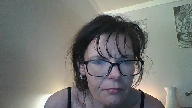 coriplaymate229848 online show from 04-28-26, 10:48