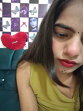Snapshot of Alisha_Babyy chatting on 06-25-26, 04:23 Alisha Babyy online show from 06-25-26, 04:23