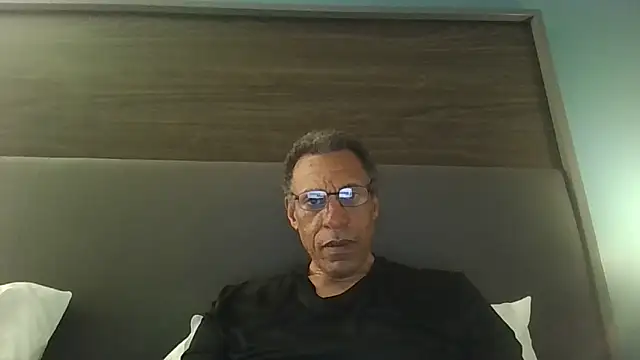 Snapshot of swimmer2496 chatting on 05-16-26, 06:43 swimmer2496 online show from 05-16-26, 06:43