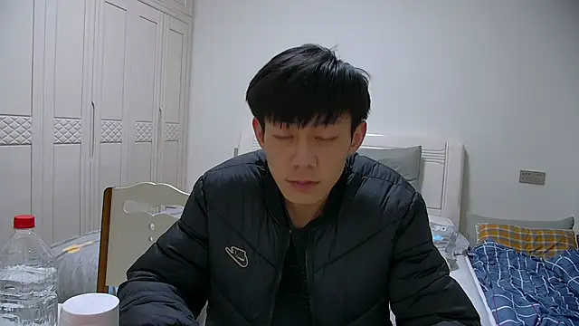 Snapshot of paofu-001 chatting on 02-04-26, 10:54 paofu-001 online show from 02-04-26, 10:54