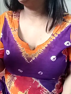 Snapshot of cooler_007 chatting on 02-12-26, 09:37 cooler 007 online show from 02-12-26, 09:37