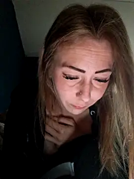 dewimp1 online show from 04-18-26, 07:34