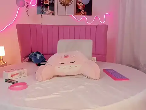 Snapshot of Hera_eden chatting on 02-05-26, 05:34 Hera eden online show from 02-05-26, 05:34