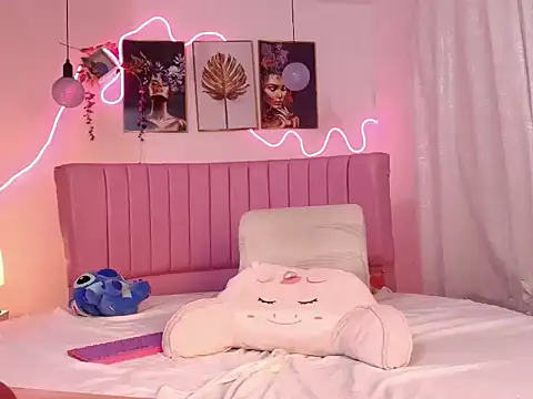 Snapshot of Hera_eden chatting on 03-05-26, 05:58 Hera eden online show from 03-05-26, 05:58