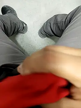 erikk666 online show from 04-15-26, 03:35