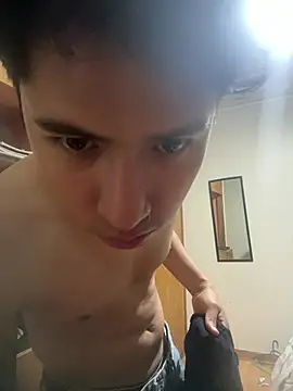 Snapshot of Jleonardolr chatting on 01-19-26, 01:31 Jleonardolr online show from 01-19-26, 01:31