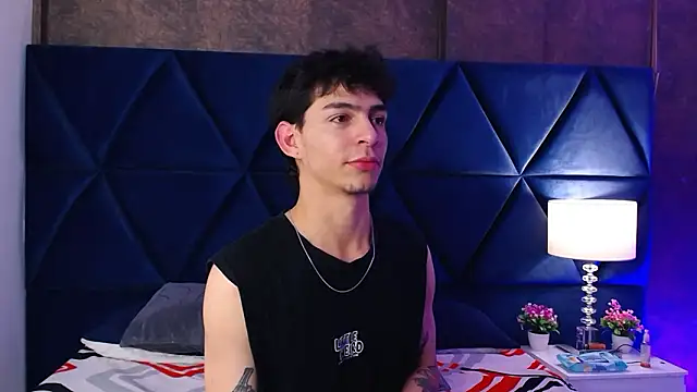 Logan Woods online show from 02-22-26, 08:24