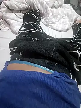 Snapshot of Charlyx-20 chatting on 02-28-26, 12:33 Charlyx-20 online show from 02-28-26, 12:33