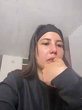 Snapshot of Sweet_t3Em chatting on 05-15-26, 06:59 Sweet t3Em online show from 05-15-26, 06:59