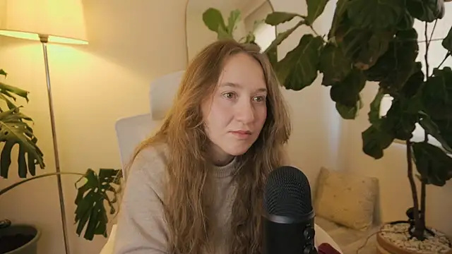 Scarlett NoirMuse online show from 02-15-26, 12:25