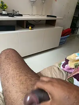 Snapshot of hudson19cm chatting on 03-08-26, 03:05 hudson19cm online show from 03-08-26, 03:05