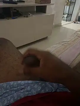 Snapshot of hudson19cm chatting on 03-23-26, 09:02 hudson19cm online show from 03-23-26, 09:02