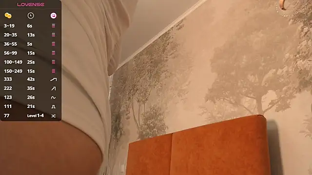 Hiaru Cutie online show from 01-13-25, 05:23