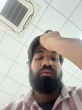 Snapshot of priyansh92924 chatting on 06-18-26, 11:25 priyansh92924 online show from 06-18-26, 11:25