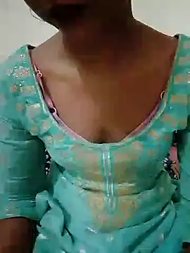 Snapshot of Ayesha_Khan1 chatting on 03-11-26, 05:13 Ayesha Khan1 online show from 03-11-26, 05:13