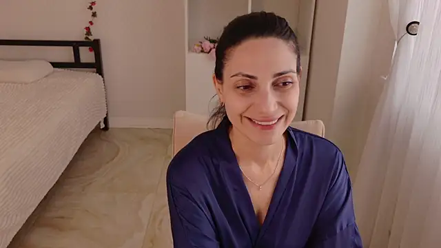 LovelyBeatrice online show from 04-08-26, 10:48