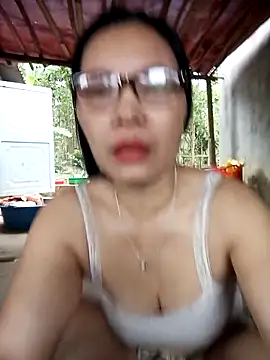 Snapshot of Nuna_689 chatting on 05-11-26, 01:33 Nuna 689 online show from 05-11-26, 01:33