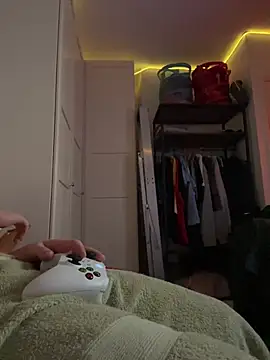 Snapshot of Lucassmart54 chatting on 03-16-26, 12:06 Lucassmart54 online show from 03-16-26, 12:06