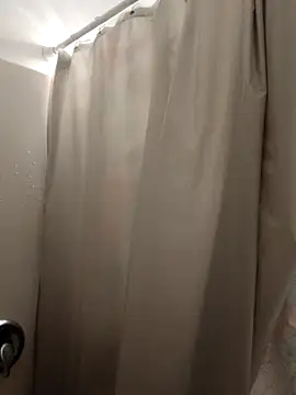 Snapshot of BusyB1983 chatting on 02-21-26, 08:15 BusyB1983 online show from 02-21-26, 08:15