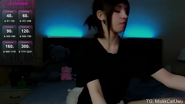 m Suika m online show from 02-23-26, 04:04