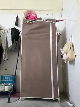 Pinks cool online show from 03-23-26, 02:54