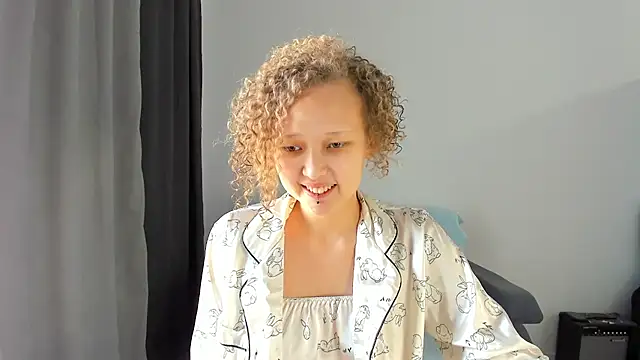 Snapshot of Senya_Sol chatting on 02-25-26, 08:24 Senya Sol online show from 02-25-26, 08:24