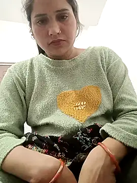 Cute-karisma1234 online show from 02-03-26, 04:56