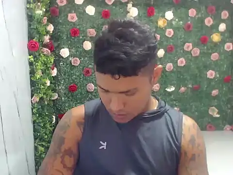 Snapshot of jerry_anderson18 chatting on 02-25-26, 02:43 jerry anderson18 online show from 02-25-26, 02:43