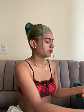 baby julieta5 online show from 07-19-26, 02:10