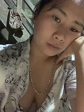 Snapshot of patry33 chatting on 06-18-26, 02:45 patry33 online show from 06-18-26, 02:45