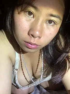 Snapshot of patry33 chatting on 07-27-26, 12:28 patry33 online show from 07-27-26, 12:28