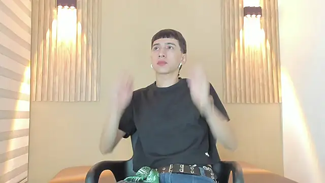 lian cameron online show from 02-17-26, 03:58