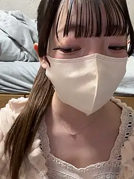 Snapshot of Hazuki_45 chatting on 03-17-26, 04:28 Hazuki 45 online show from 03-17-26, 04:28