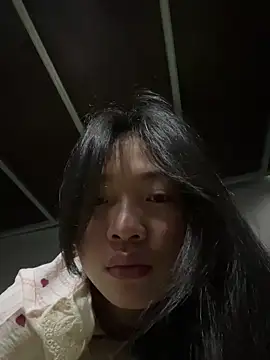 Lyn-be99 online show from 03-17-26, 12:48